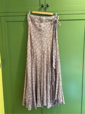 Elizabeth and James chiffon strapless dress size small